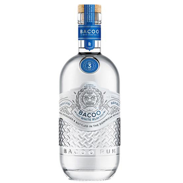 Bacoo White Rum 3 Years Freisteller