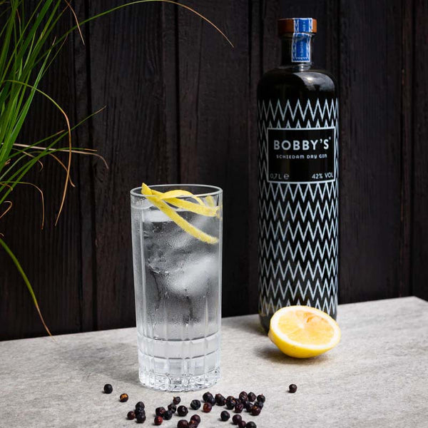 Bobbys Dry Gin Drink