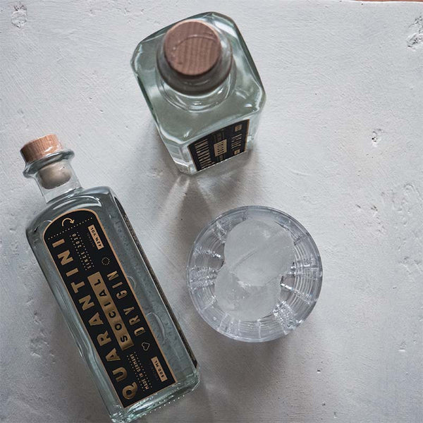 Quarantini Dry Gin Eiswürfelglas